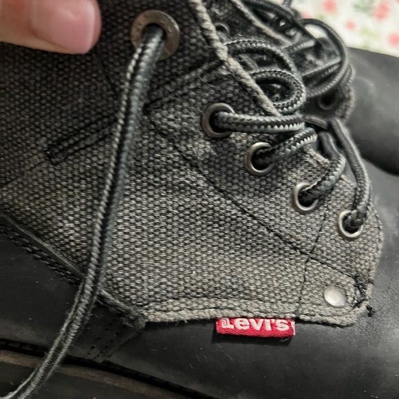 Levi's Men's Black and Gray Boots - Picture 8 of 9